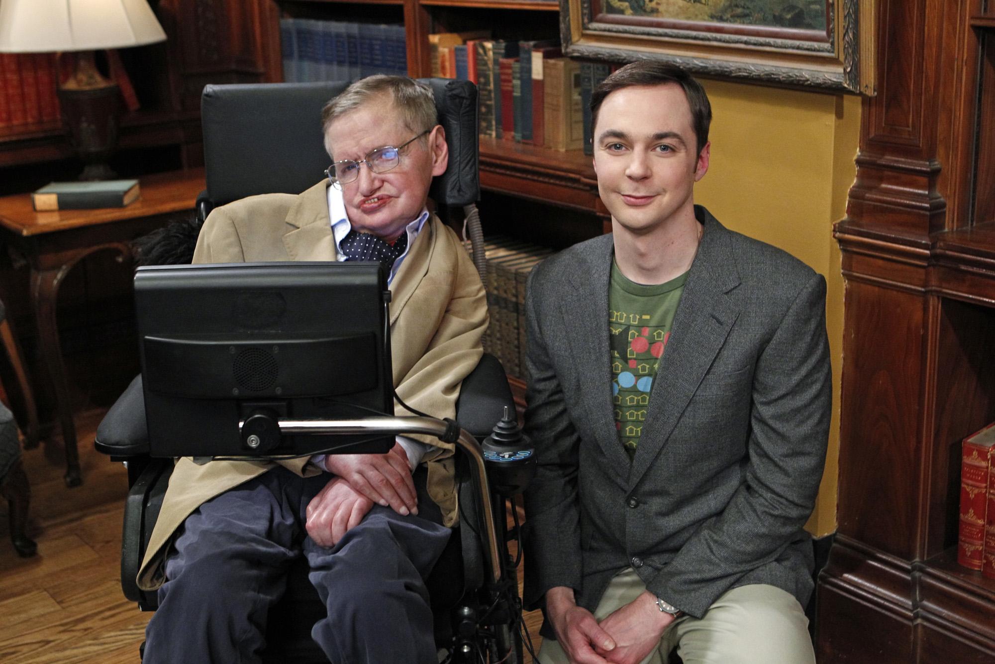Stephen Hawking guest stars on The Big Bang Theory with Jim Parsons